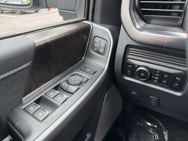 New 2026 Carbonized Gray Metallic Ford F-350® Lariat® image 25