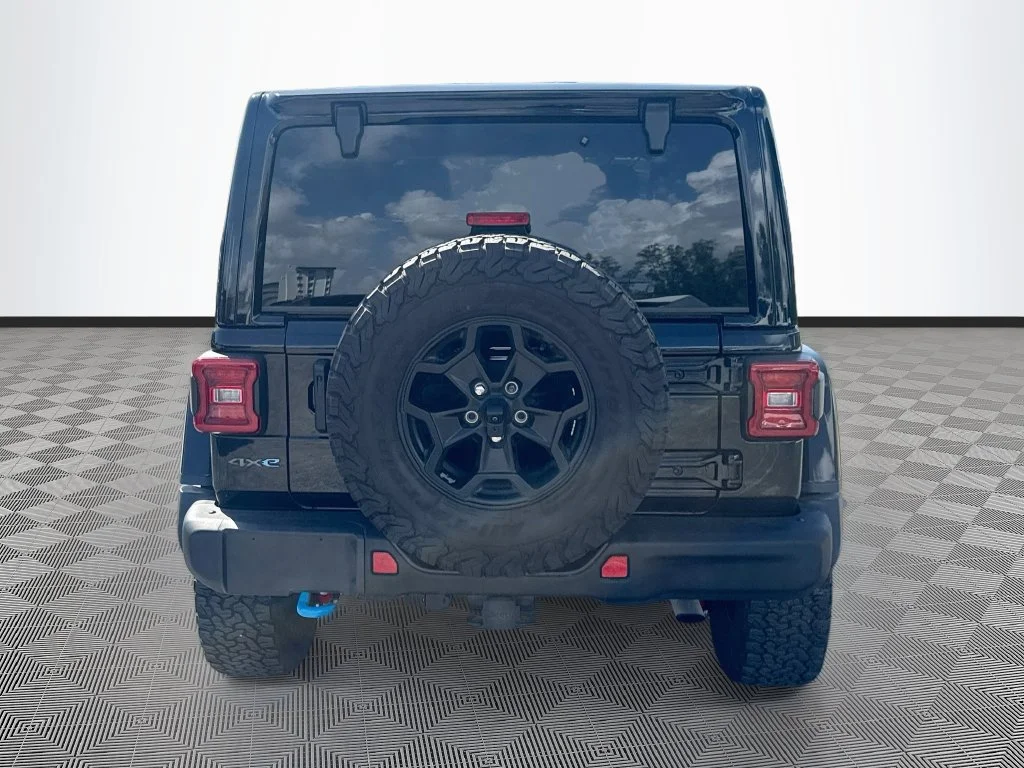 Used 2023 Black Jeep Rubicon 20th Anniversary Edition 4xe image 7