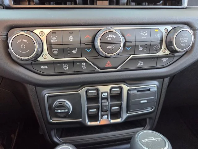 New 2026 41 Exterior Paint Jeep Sahara image 27