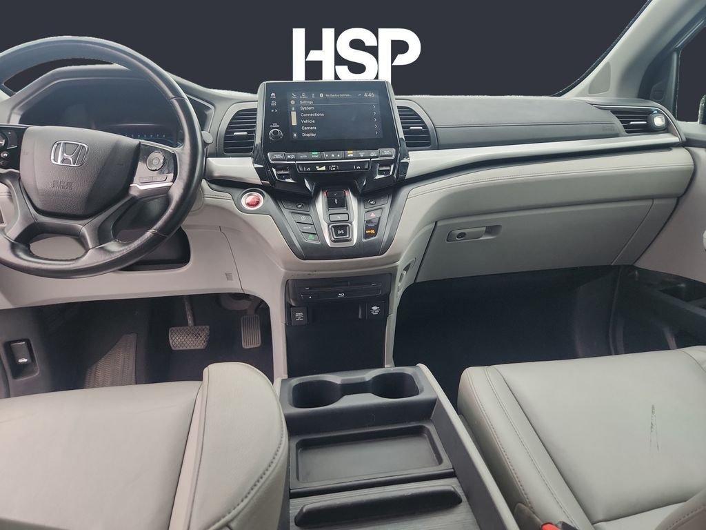 Used 2018 Crystal Black Pearl Honda Touring image 11