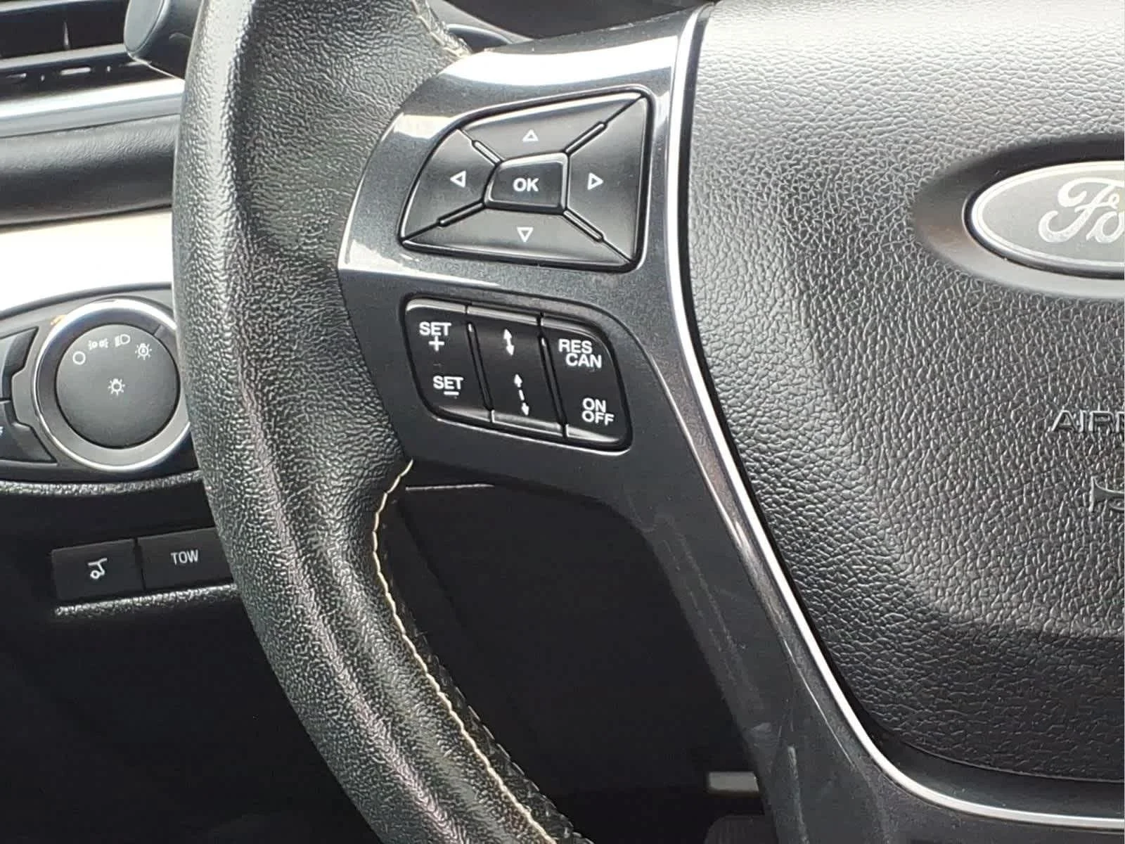 Used 2019 Agate Black Ford Platinum image 22