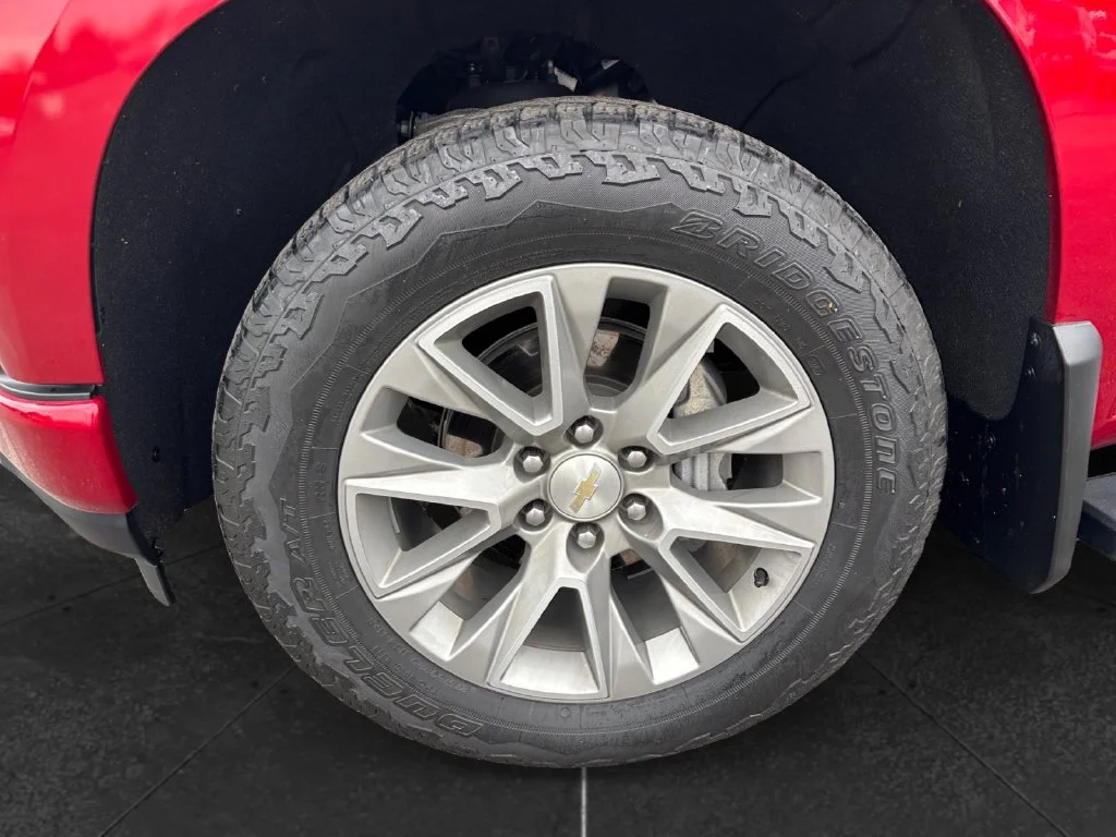 Used 2021 Cherry Red Chevrolet High Country image 15