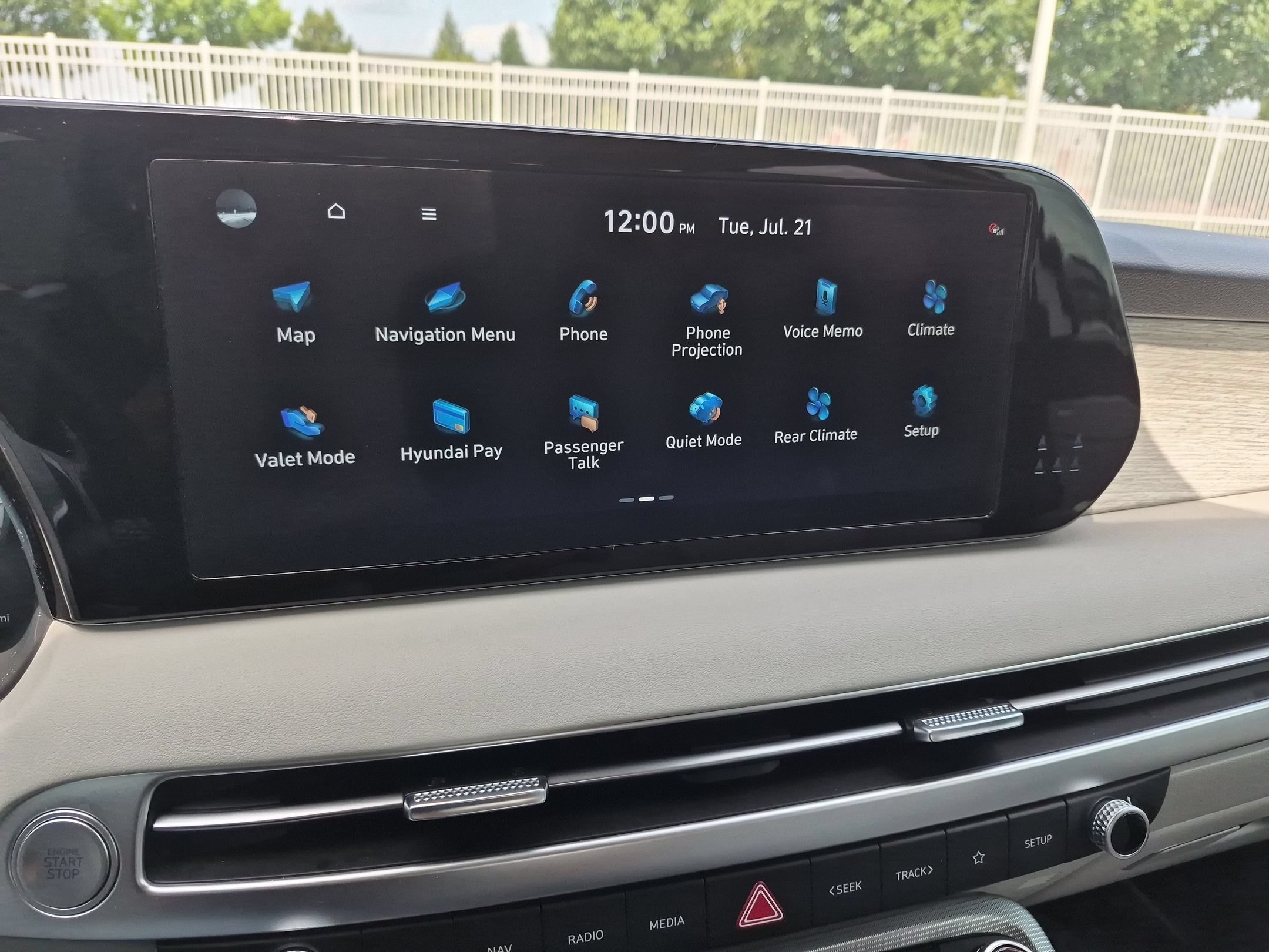 Used 2023 Hyper White Hyundai Calligraphy image 17