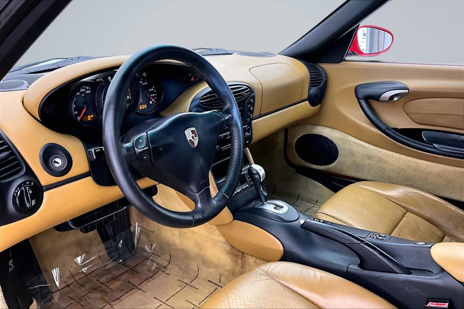Used 2001  Porsche  image 2