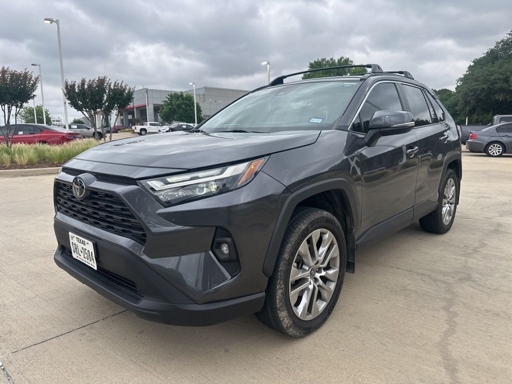 2023 Toyota RAV4 XLE Premium FWD's photo