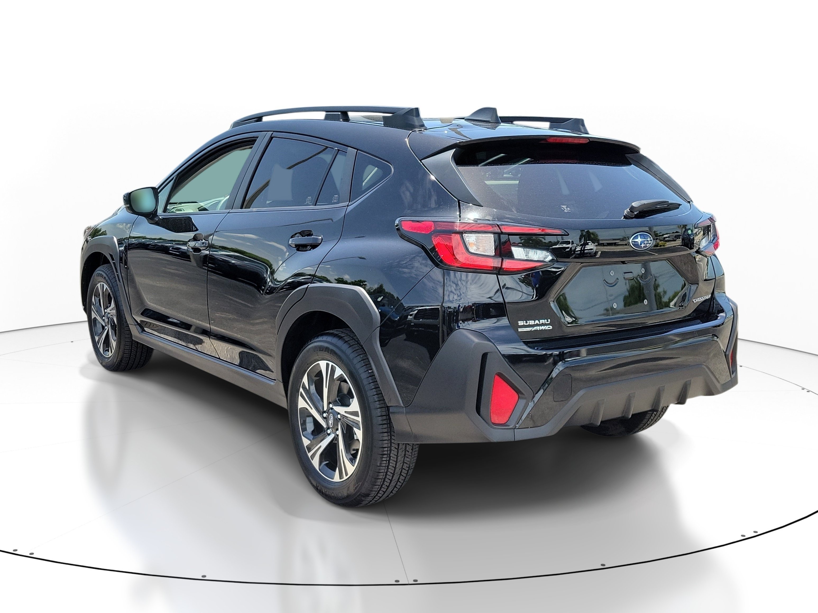 Used 2025 Crystal Black Silica Subaru Premium image 3