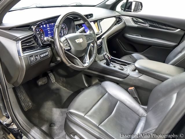 Used 2024 Stellar Black Metallic Cadillac Premium Luxury image 11