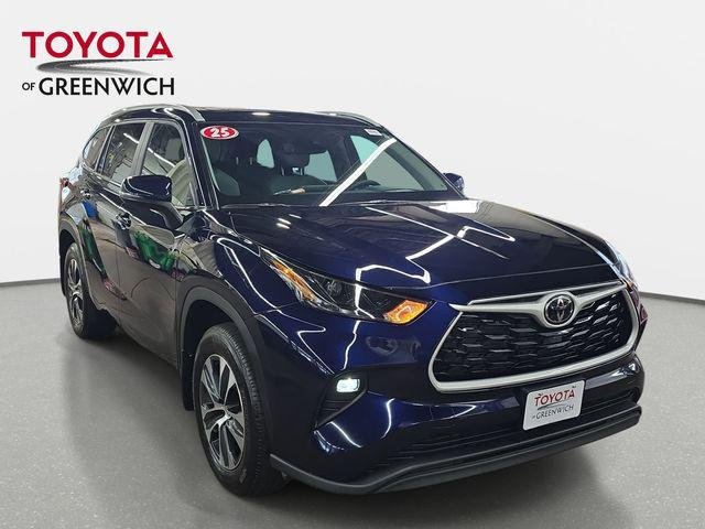 2025 Toyota HIGHLANDER 