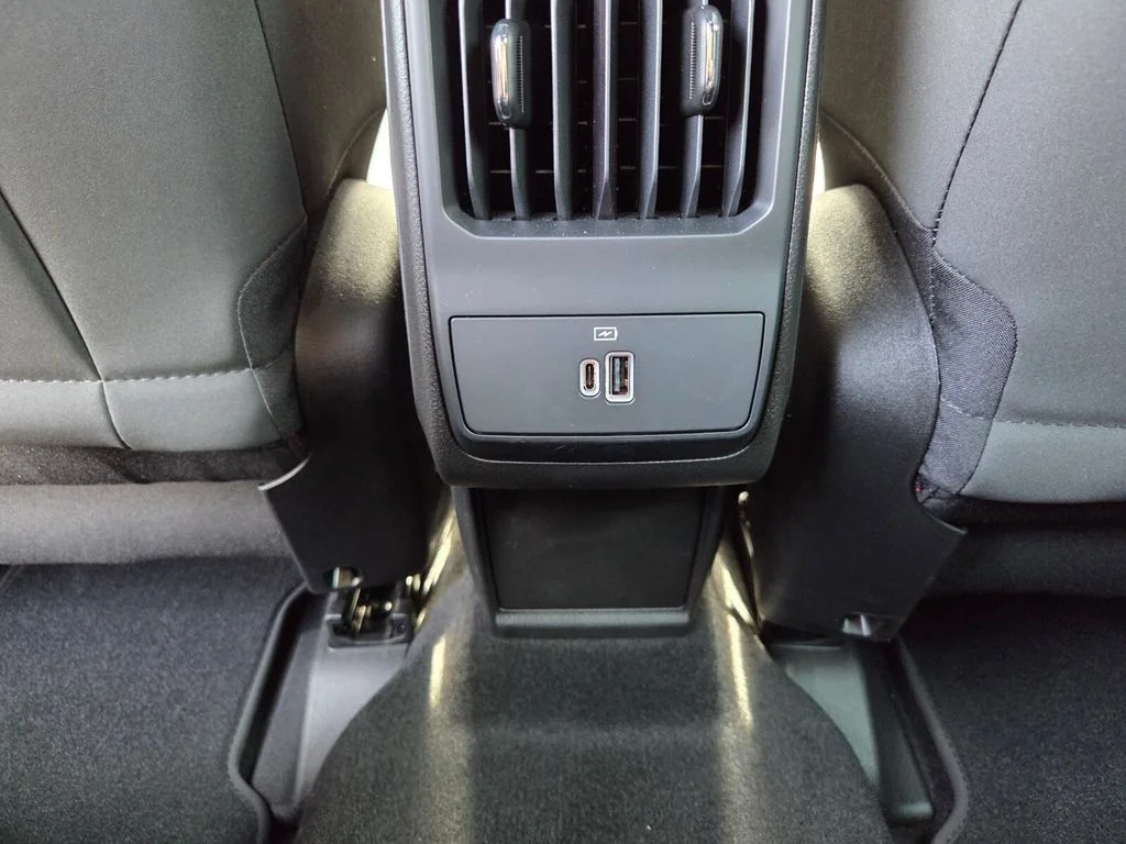 2025 Dodge Hornet GT - Photo 14
