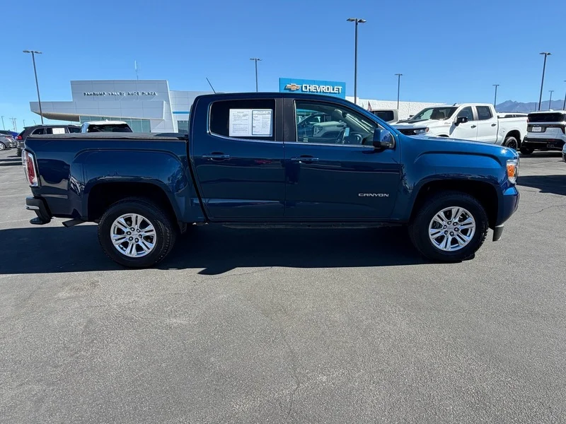 Used 2020 BLUE EMERALD METALLIC GMC 2WD SLE image 2