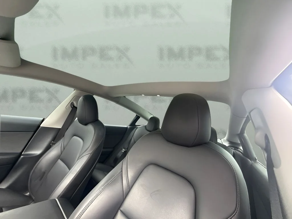 Used 2022 Black Tesla Long Range image 6