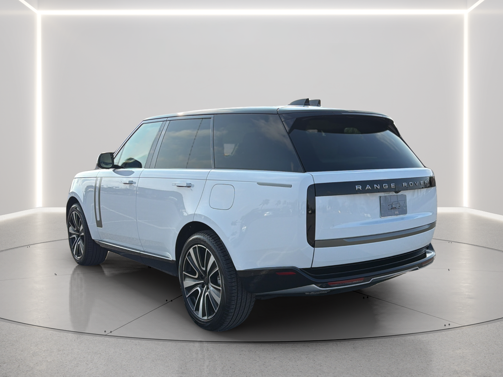 Used 2026 White Land Rover SE image 15