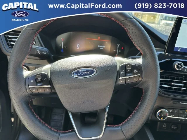 Used 2025 Gray Ford ST-Line image 24