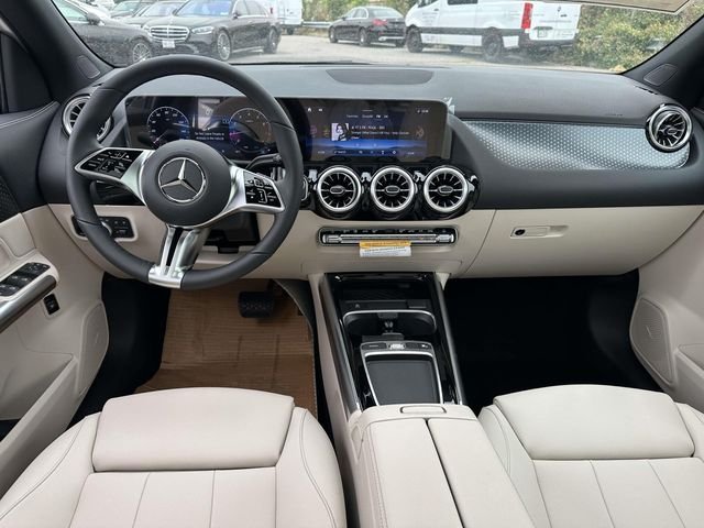New 2026 Polar White Mercedes-Benz GLA 250 image 5