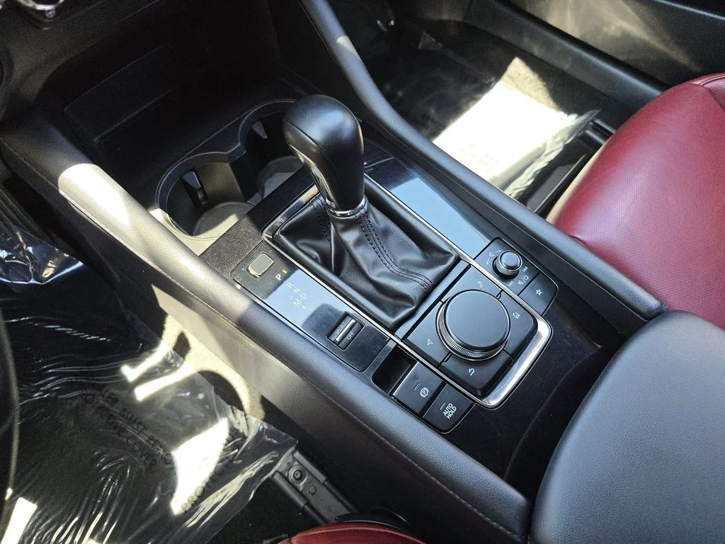 Used 2022 Gray Mazda Premium Plus image 31