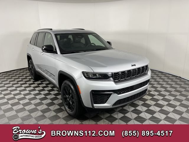 2026 Jeep Grand Cherokee Laredo