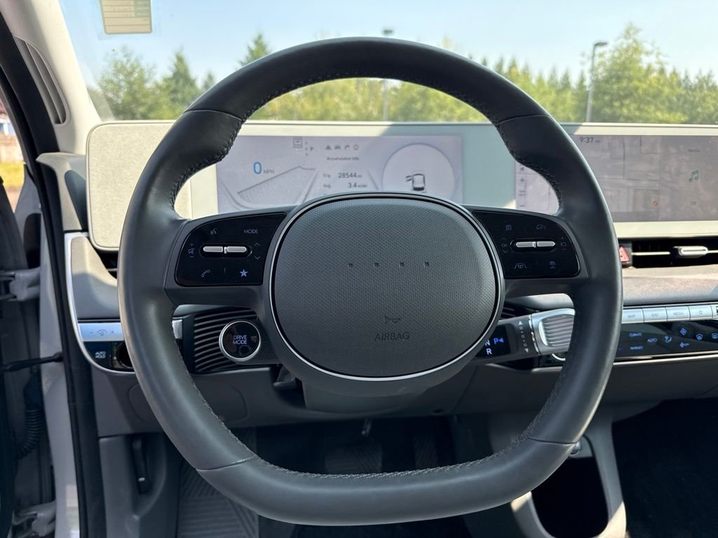 Used 2023 Cyber Gray Hyundai SEL image 10