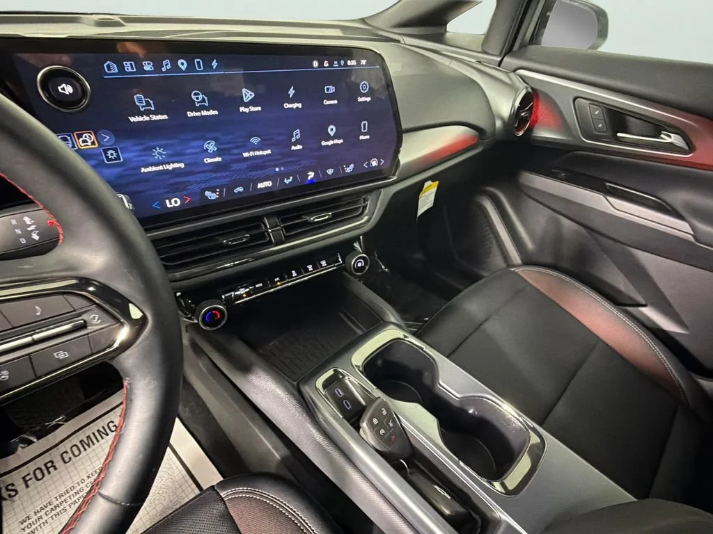 2024 Chevrolet Equinox EV RS - Photo 19