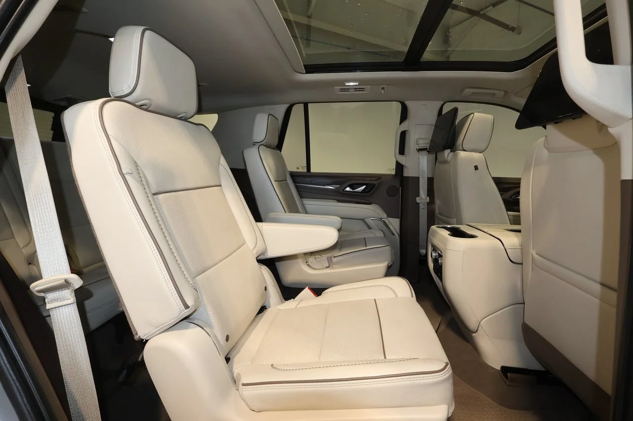 2023 GMC Yukon Denali - Photo 28