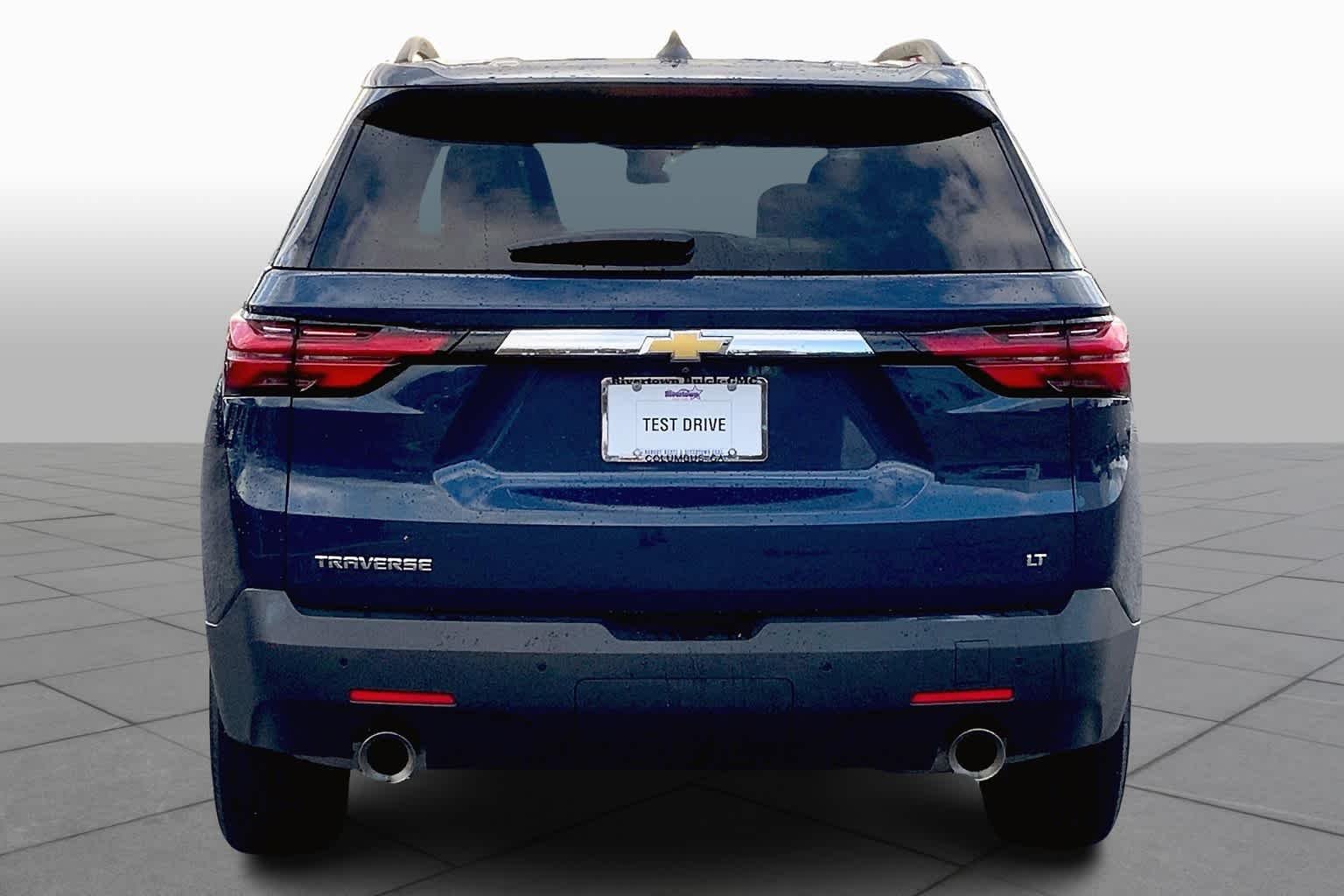 Used 2023 Northsky Blue Metallic Chevrolet LT Cloth image 5