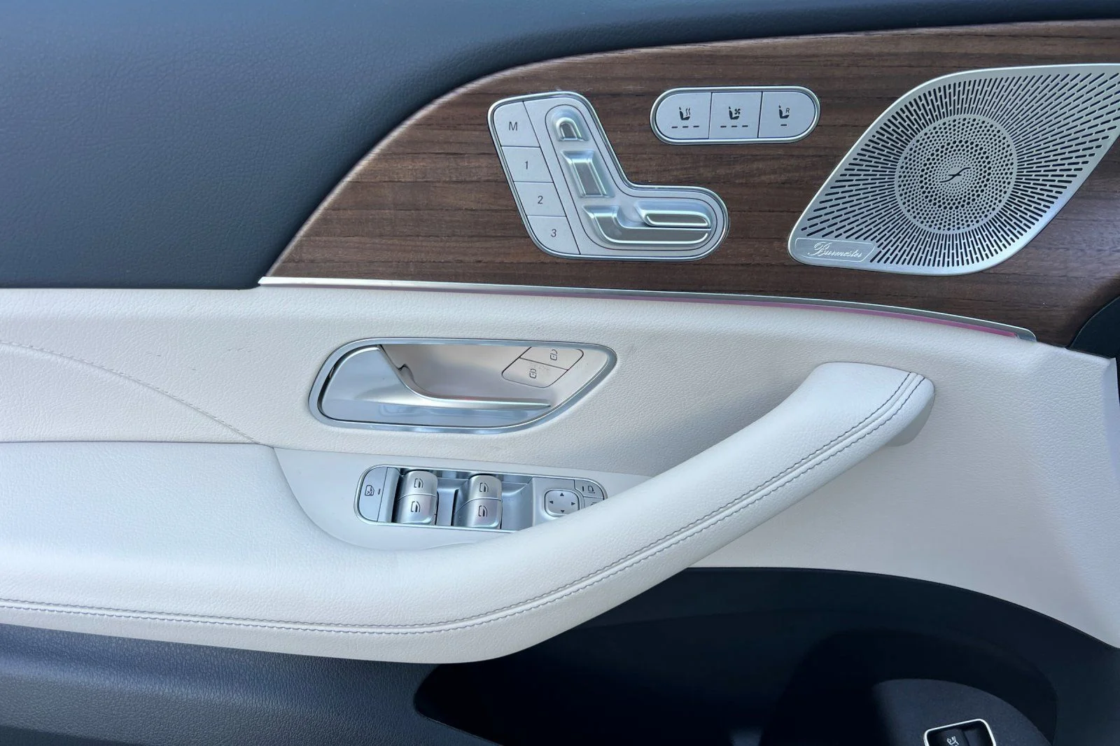 New 2026 White Mercedes-Benz GLE 450 image 14