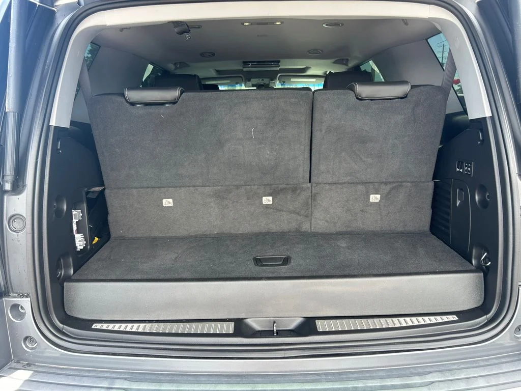 Used 2019 Gray GMC Denali image 18