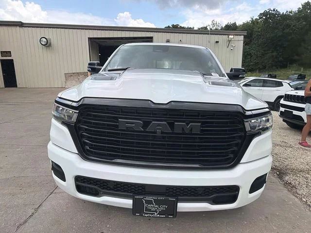 New 2026 Bright White Clear-Coat Exterior Paint RAM Laramie image 9