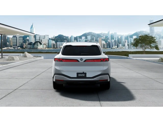 New 2027 Mineral White Metallic BMW  image 5