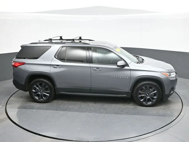 Used 2020 Gray Chevrolet RS image 16