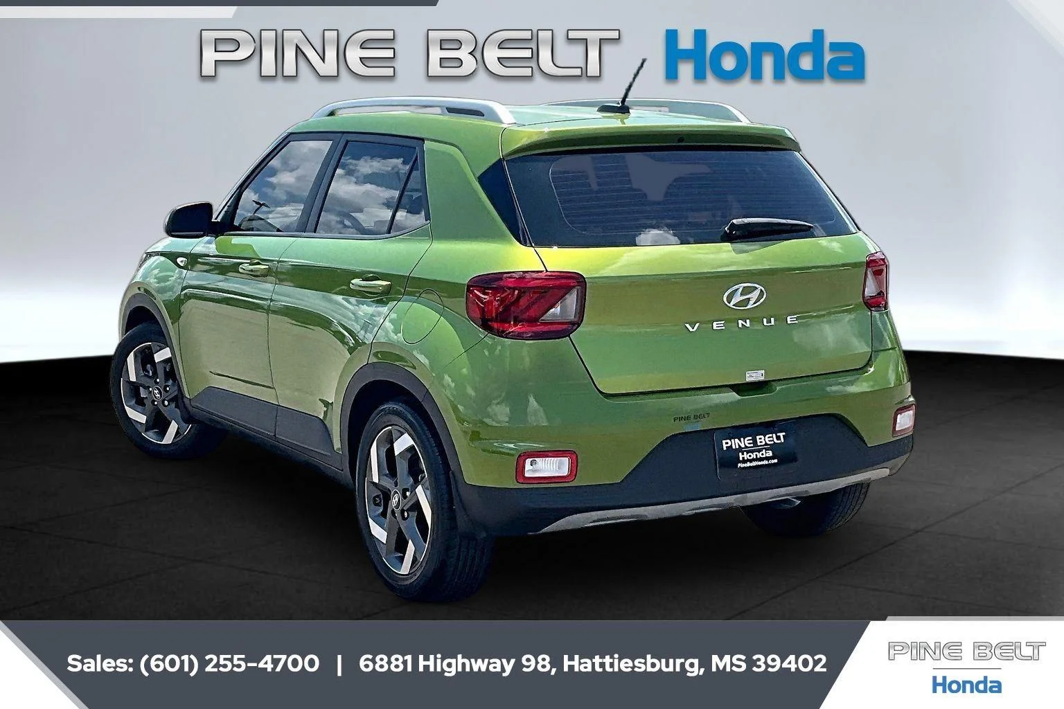 Used 2024 Green Apple Hyundai SEL image 2