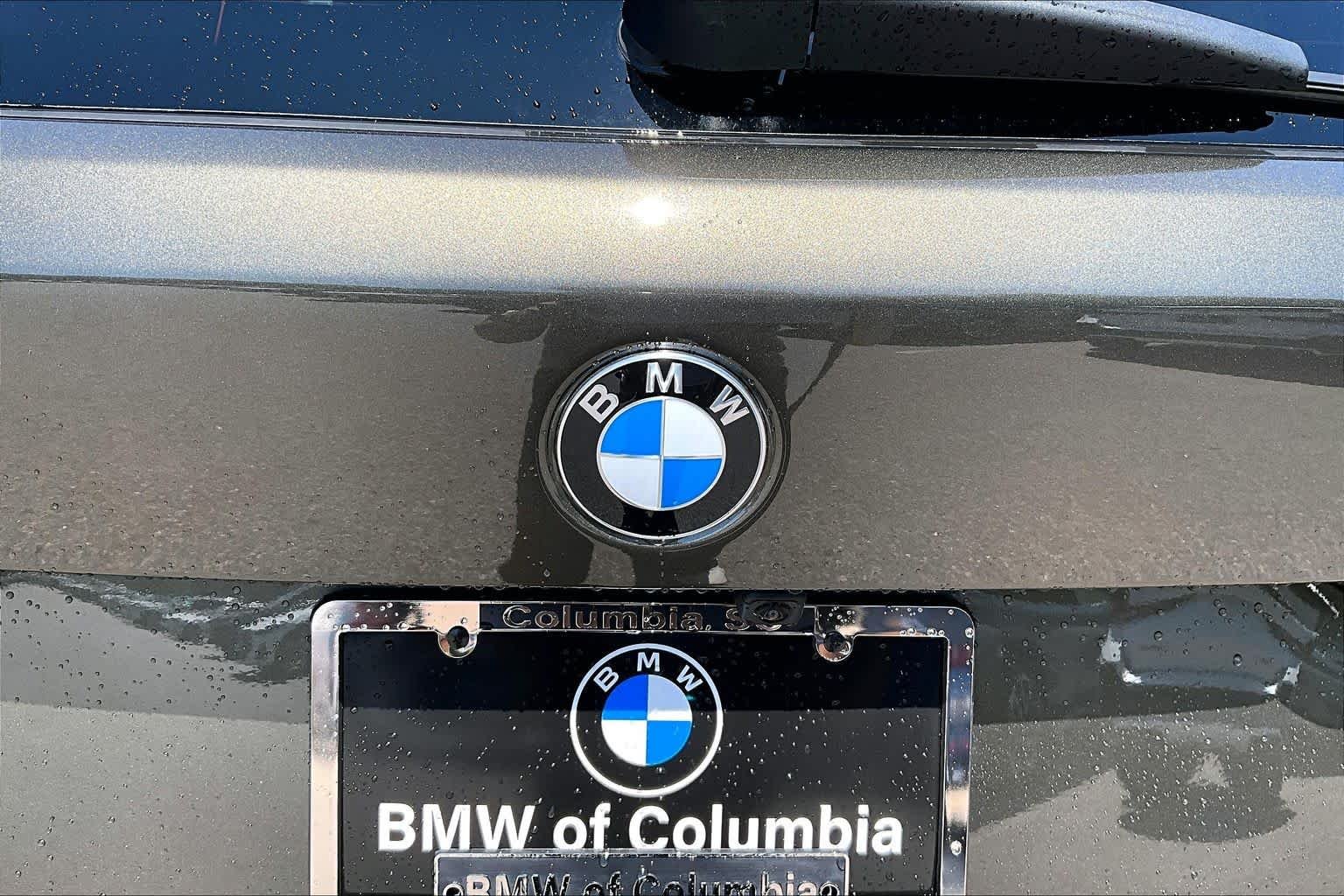 New 2026 Manhattan Green Metallic BMW M60i image 15
