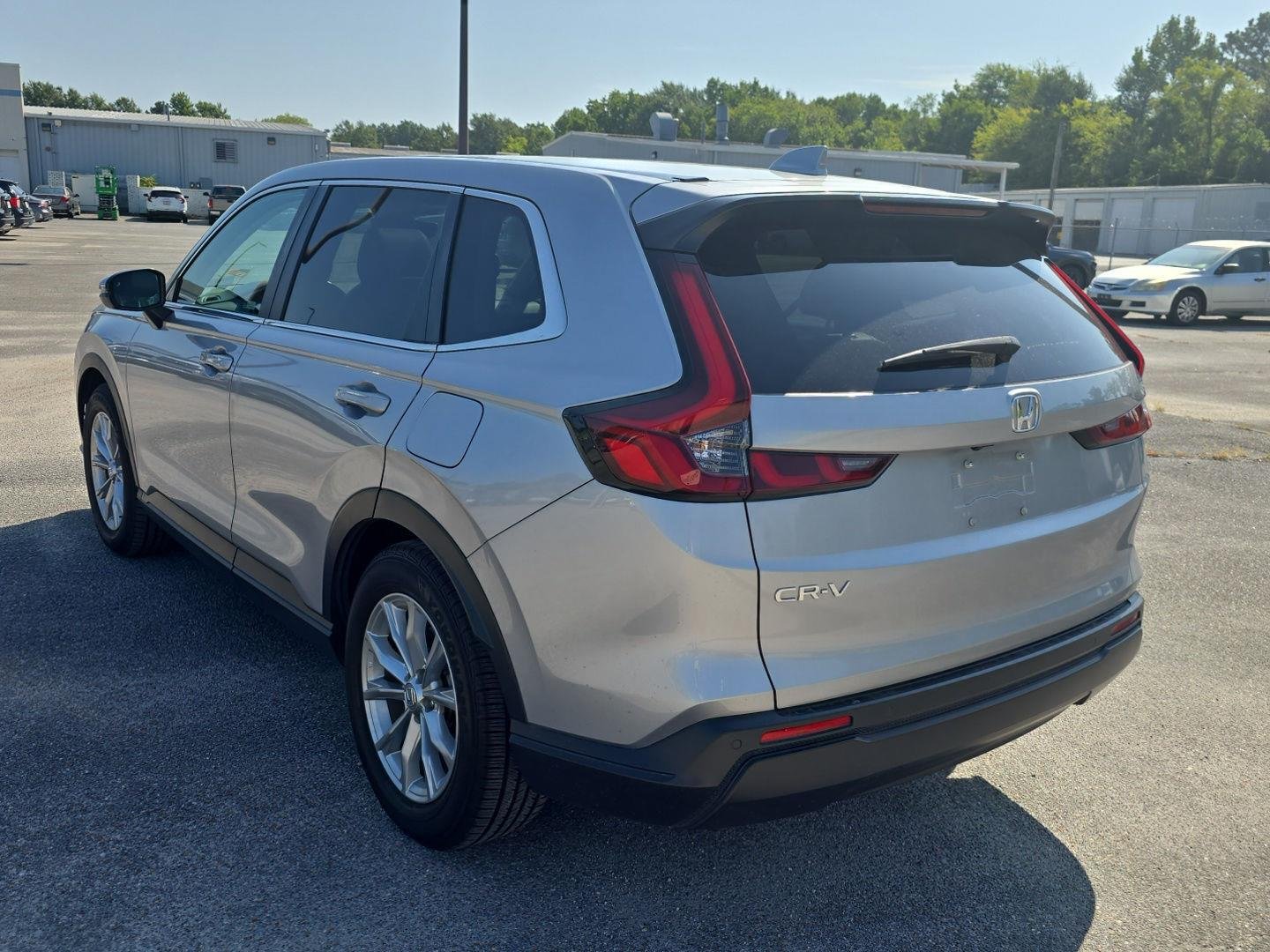 Used 2024 Lunar Silver Metallic Honda EX-L image 6