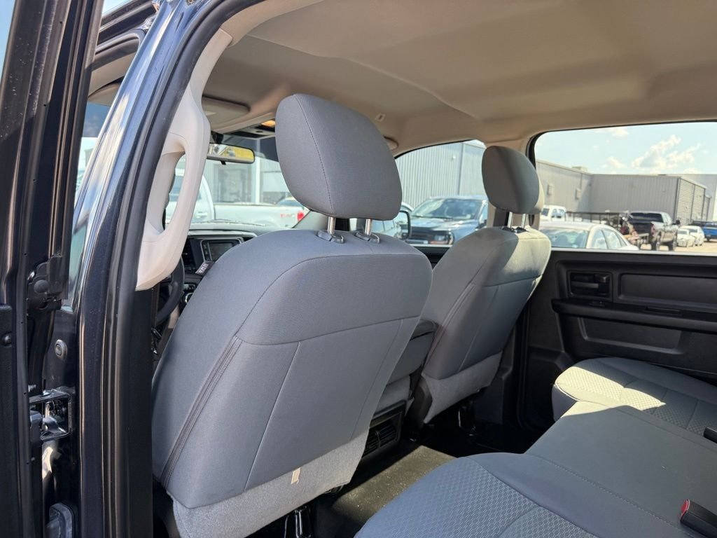 Used 2019 Gray Ram Tradesman image 9