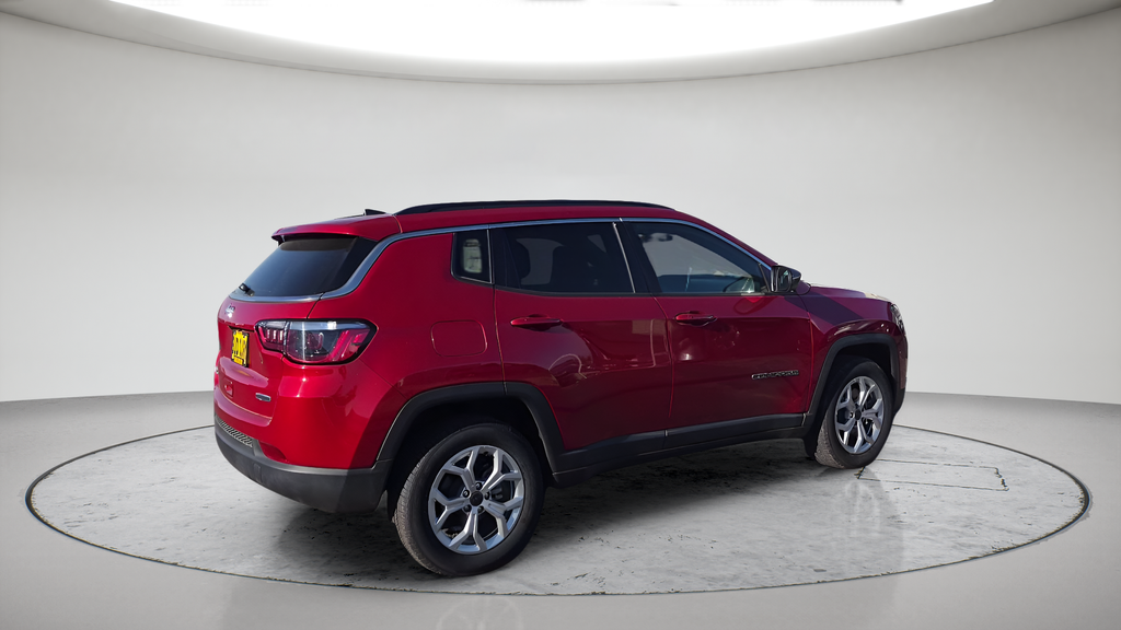 Used 2025 Red Jeep Latitude image 6