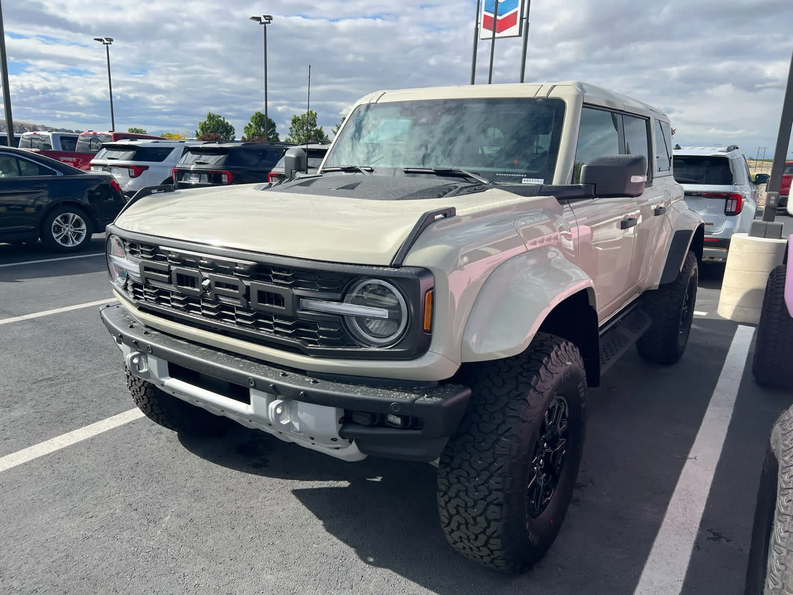 2026 Ford Bronco Raptor 4x4's photo