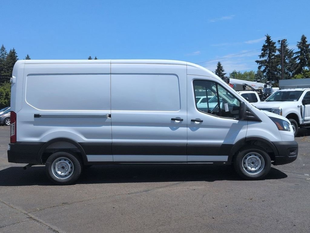 New 2026 Oxford White Ford Cargo Van image 35