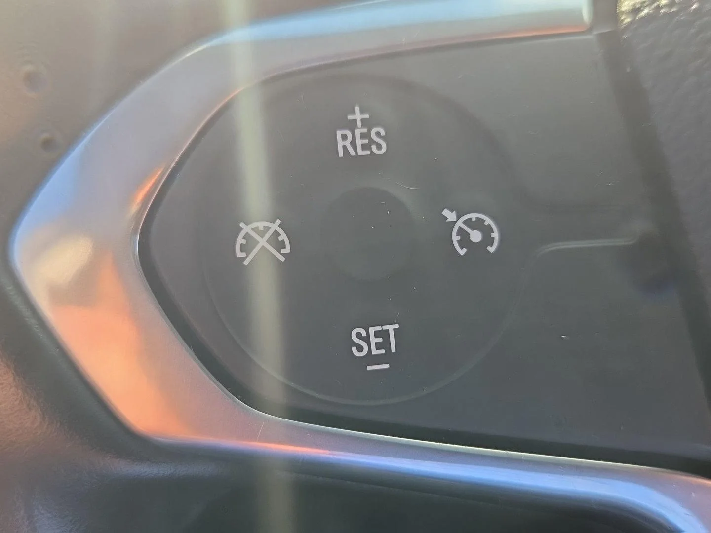 Used 2020 Mosaic Black Metallic Chevrolet LT Cloth image 13
