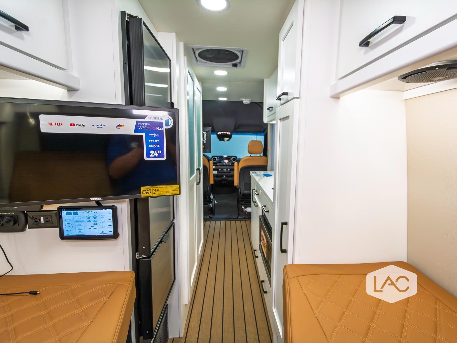 Used 2025 Iridium Silver Coachmen M-24 | Dual-Twin Beds|Generator|Electrical Pkg image 9