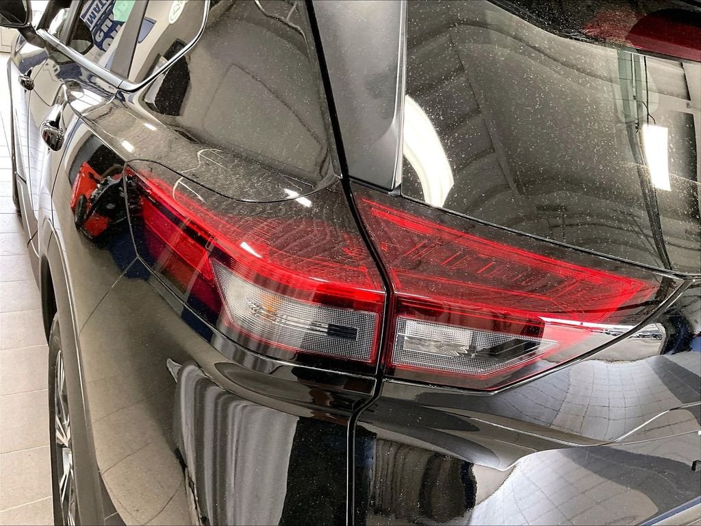 Certified Used 2023 Black Nissan SV image 34