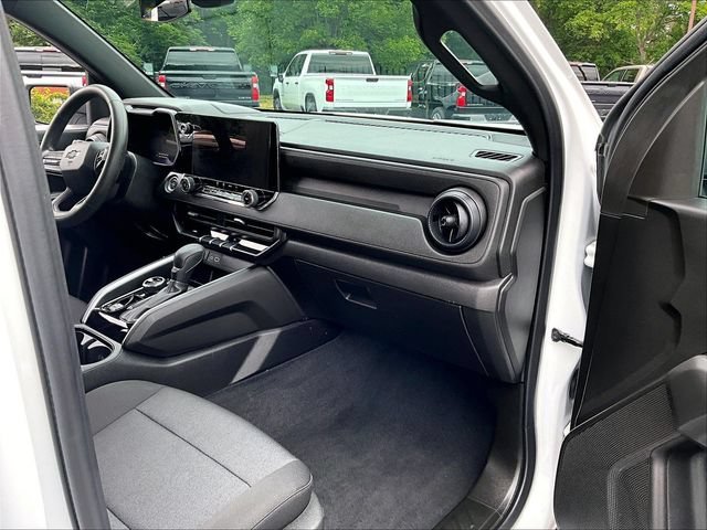 Used 2024 Summit White Chevrolet Trail Boss image 13