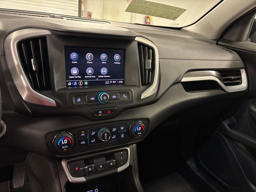 Used 2023 Silver GMC SLE image 37