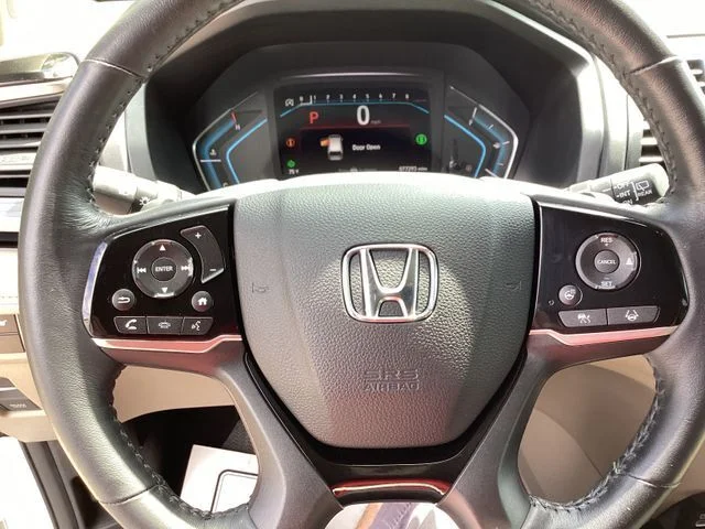Used 2024 White Honda Elite image 13