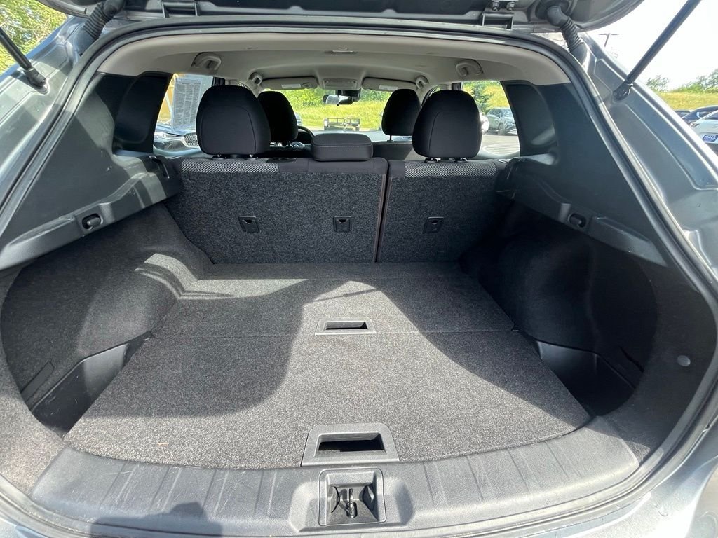 Used 2019 Gray Nissan SV image 28
