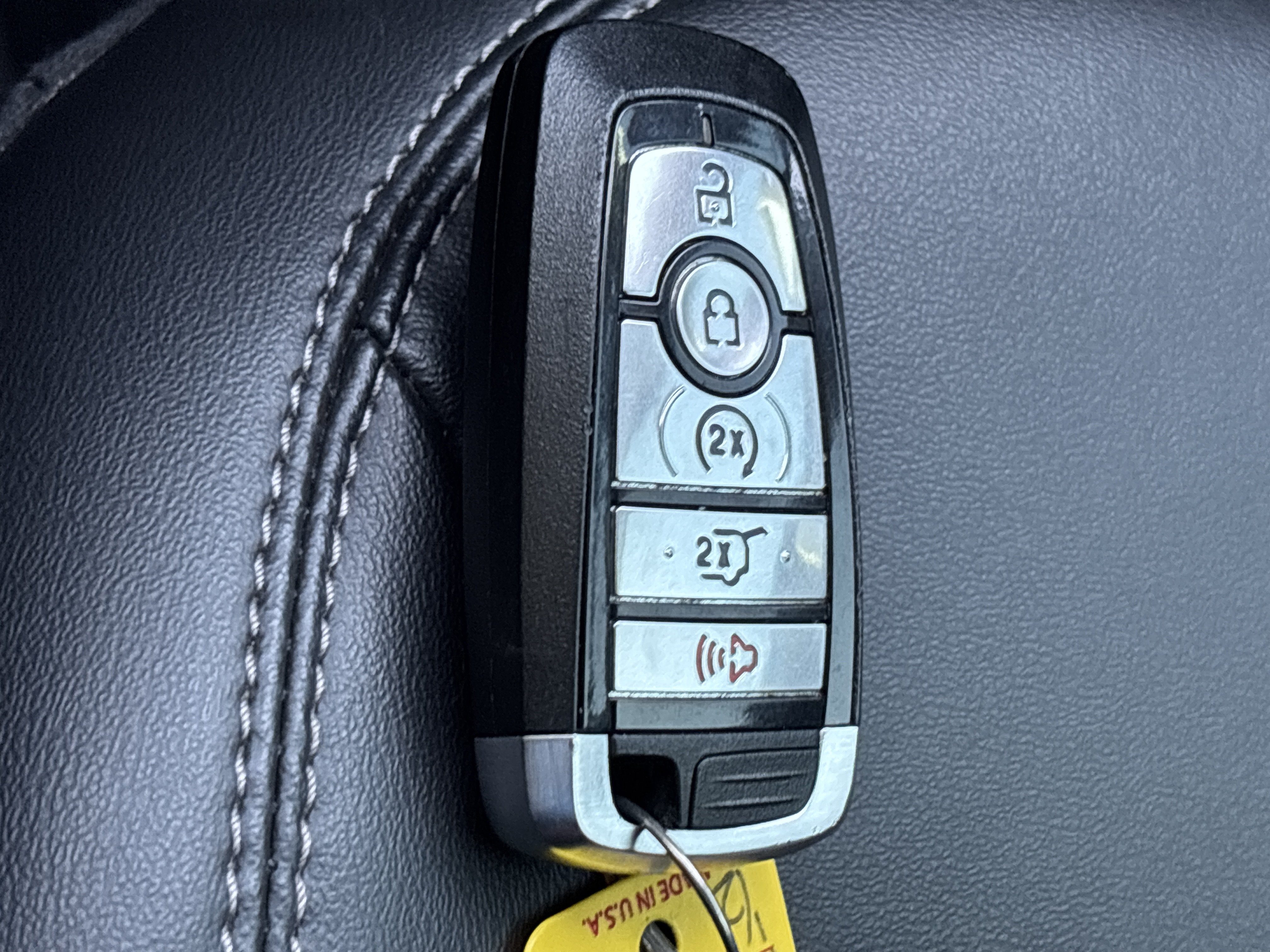 Used 2022 Blue Ford XLT image 39