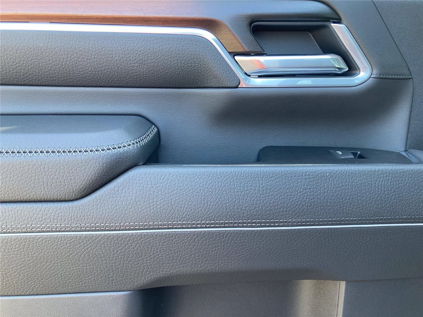 2026 GMC Sierra 2500HD Denali - Photo 29