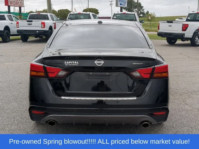 Used 2022 Black Nissan 2.5 SR image 12