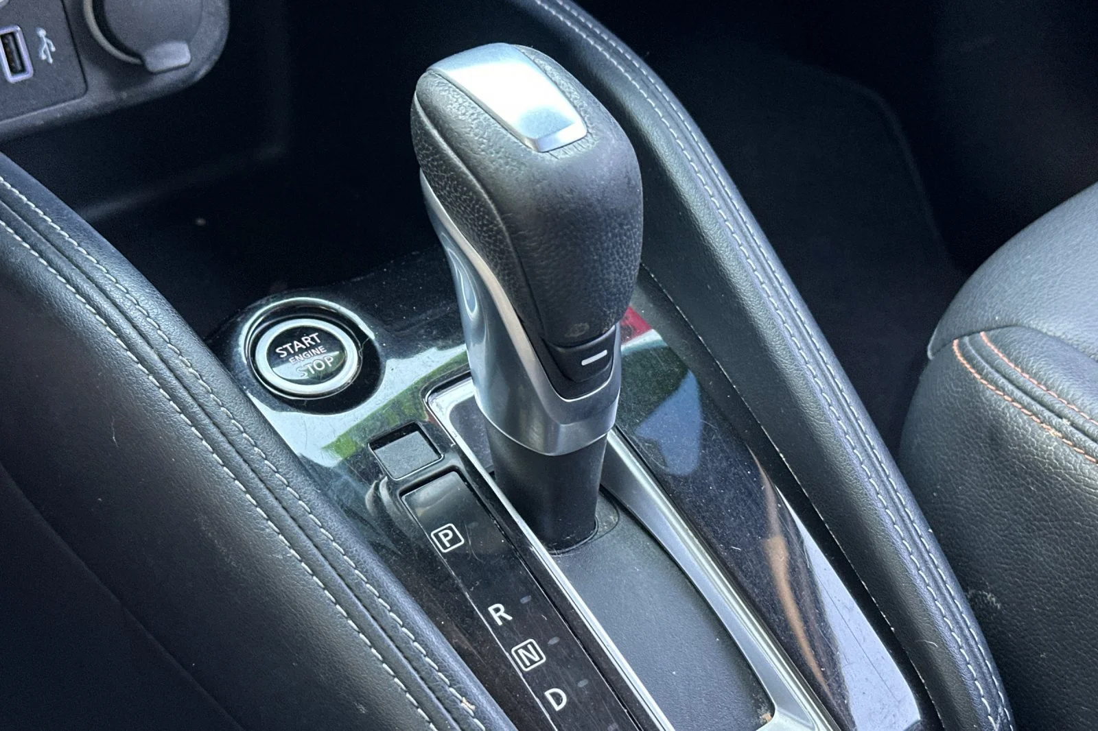 Used 2019 Silver Nissan SR image 21