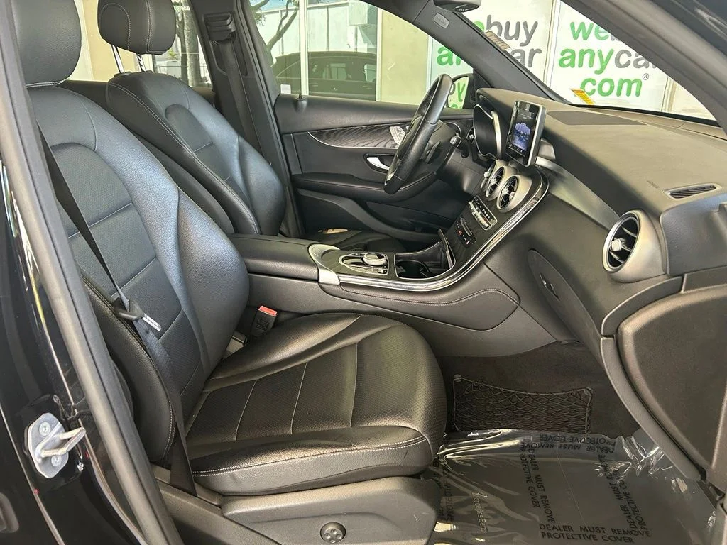 Used 2018 Black Mercedes-Benz GLC 300 image 20