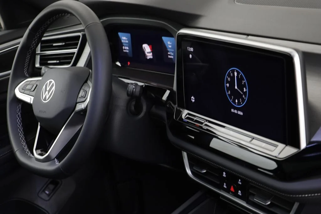 New 2026 Gray Volkswagen SE w/Technology image 20