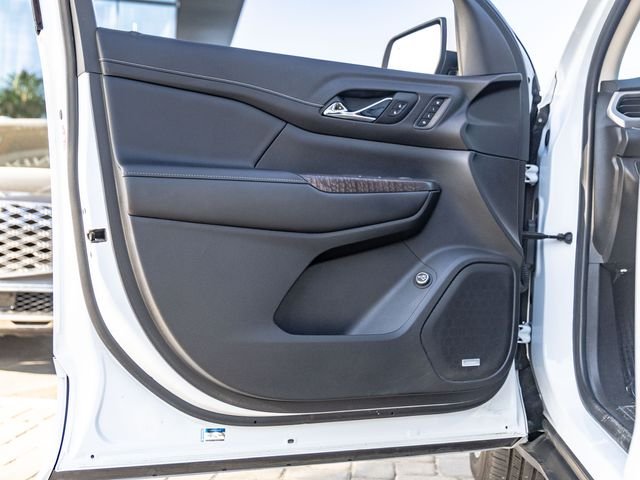 Used 2021 Summit White GMC Denali image 14